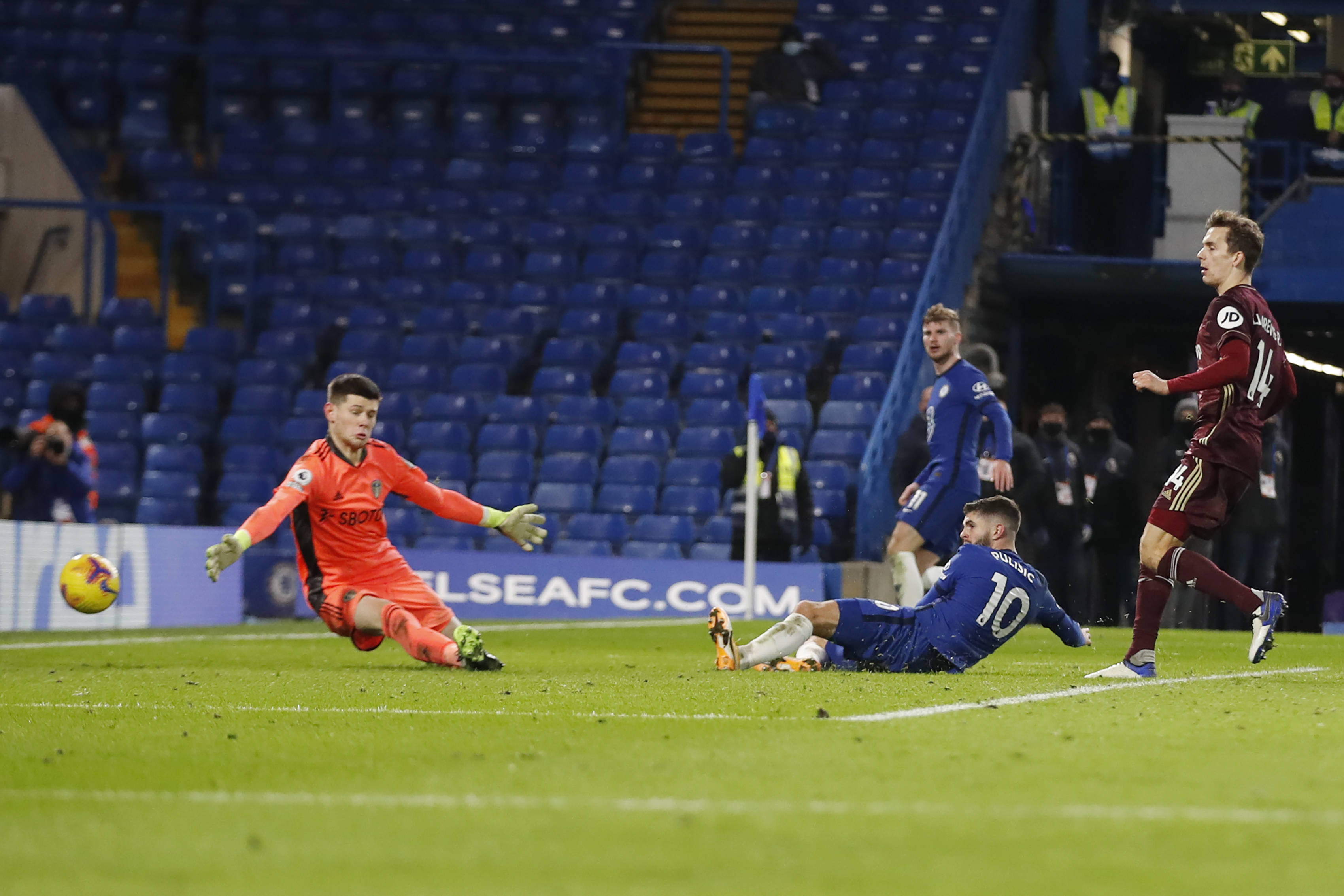 与皮奥利接 与皮奥利接